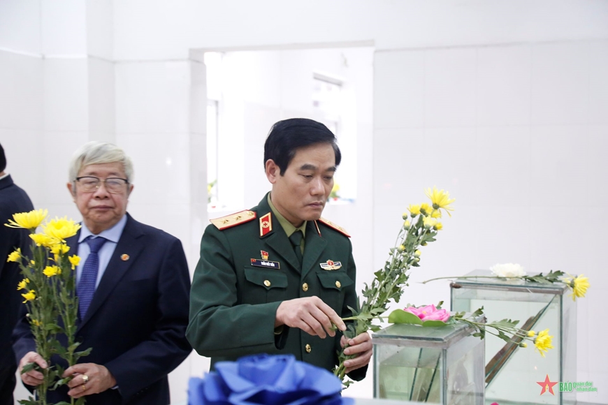 Học viện Quân y tri ân những người hiến xác cho y học lần thứ 8