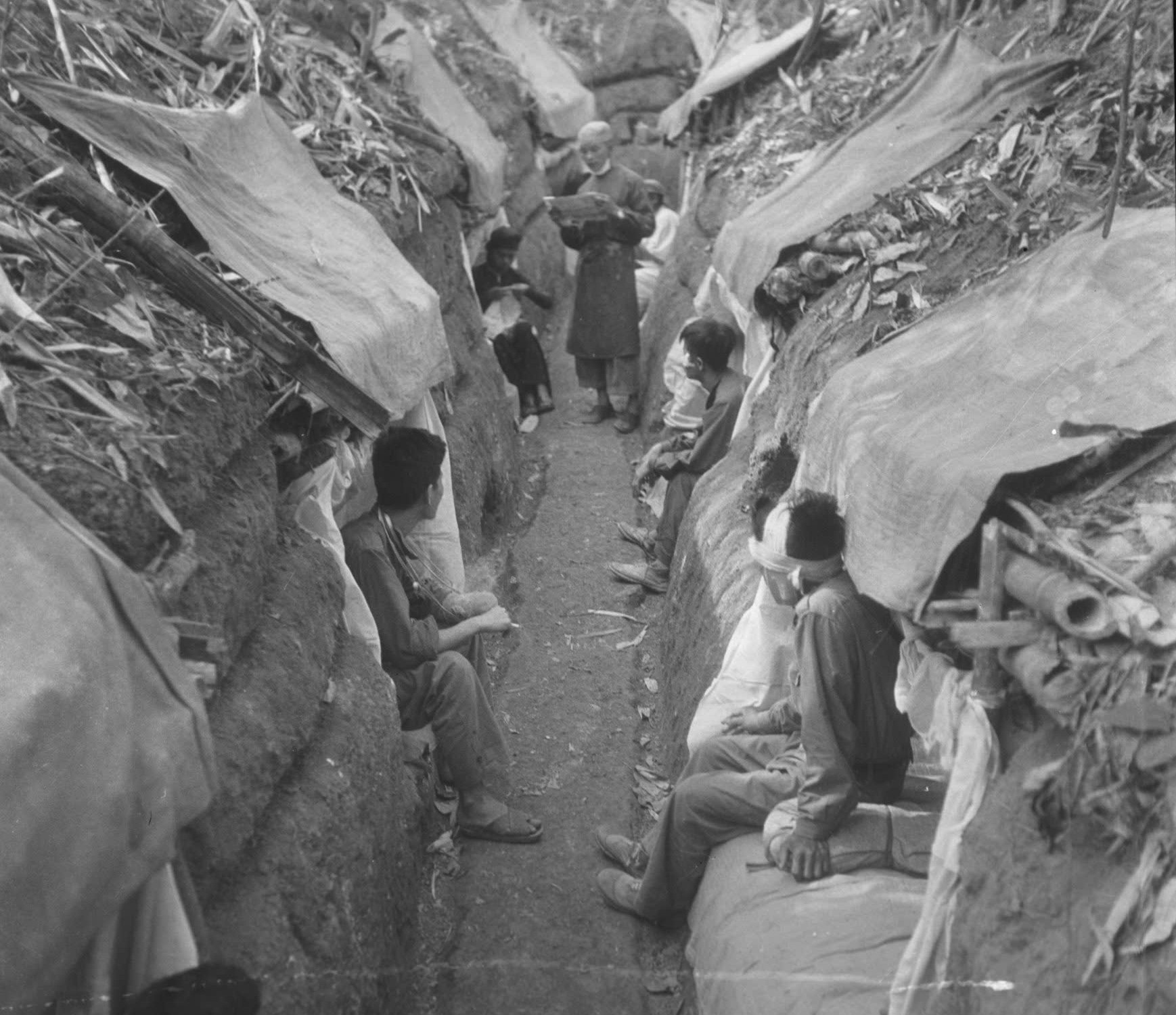 Một cuộc sinh hoạt chính trị đặc biệt 

