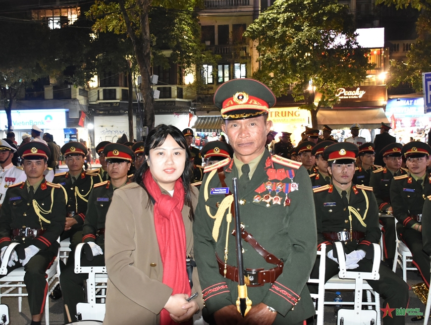 Giao lưu Quân nhạc: 