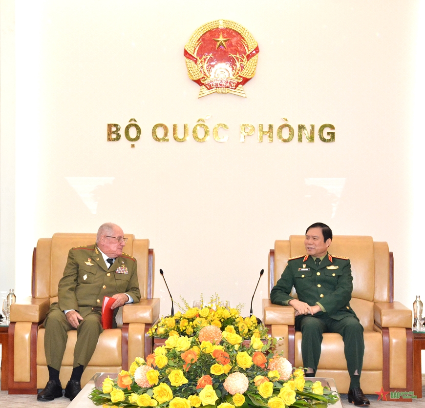 Đại tướng Nguyễn Tân Cương hội kiến Bộ trưởng Bộ các Lực lượng vũ trang cách mạng Cuba