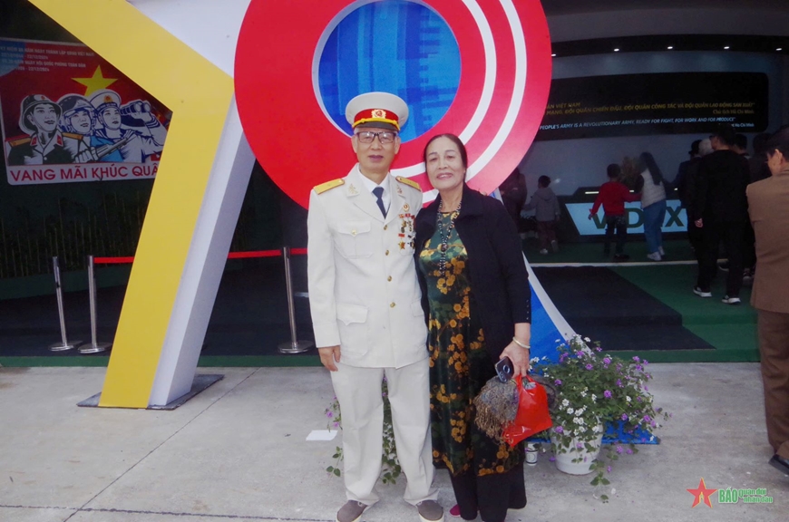 Triển lãm Quốc phòng quốc tế Việt Nam 2024: Người dân tự hào về sự lớn mạnh của Quân đội nhân dân anh hùng