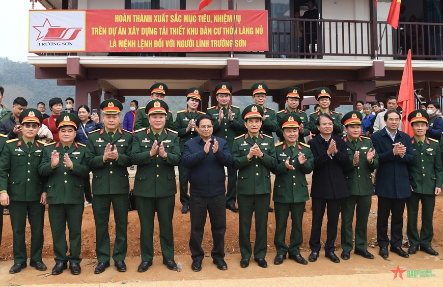 Thủ tướng Chính phủ Phạm Minh Chính dự Lễ khánh thành dự án tái thiết khu dân cư thôn Làng Nủ, thôn Nậm Tông và thôn Kho Vàng