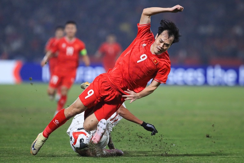 Tin thể thao (23-12): MU thua đau, “cháy vé” trận Việt Nam và Singapore