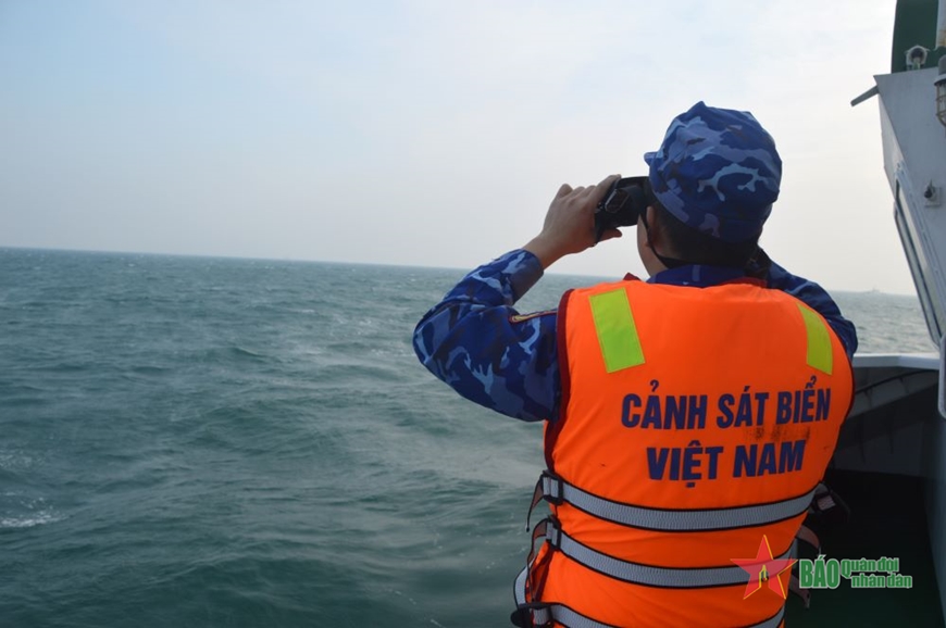 Cảnh sát biển hai nước Việt Nam - Trung Quốc tuần tra chung trên vùng biển phía Bắc Vịnh Bắc Bộ