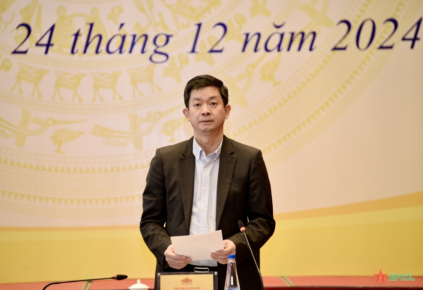 Hội đồng chấm Chung khảo Giải Diên Hồng lần thứ ba lựa chọn các tác phẩm xuất sắc