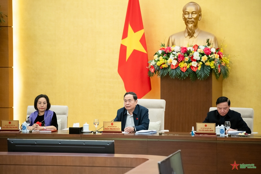 Tiếp tục giảm thuế bảo vệ môi trường đối với xăng, dầu trong năm 2025
