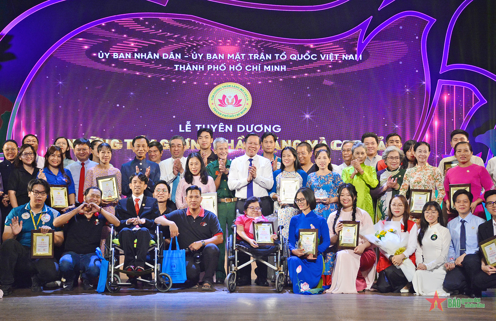 TP Hồ Chí Minh tuyên dương 40 điển hình thầm lặng mà cao cả