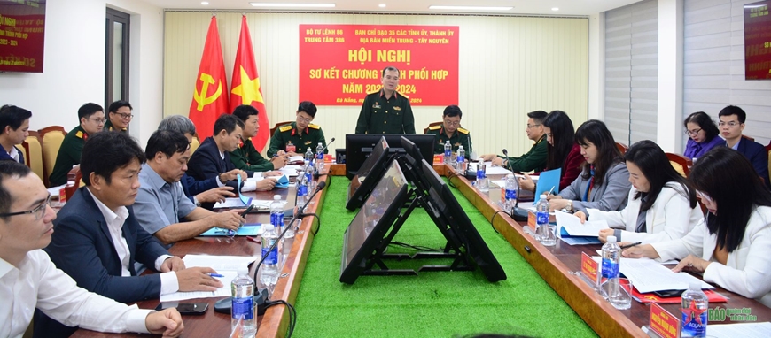 Phối hợp đấu tranh ngăn chặn thông tin xấu độc trên không gian mạng