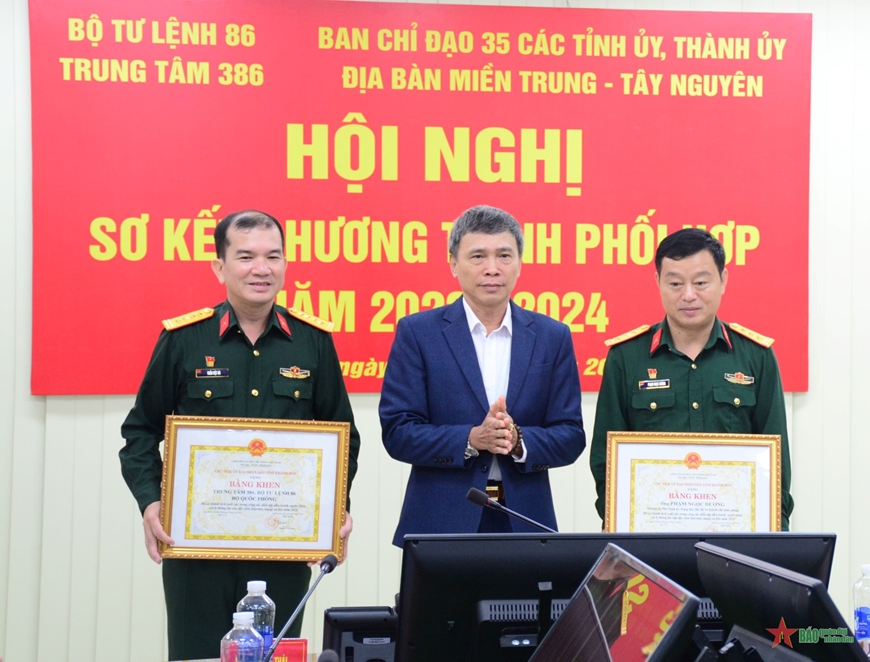 Phối hợp đấu tranh ngăn chặn thông tin xấu độc trên không gian mạng