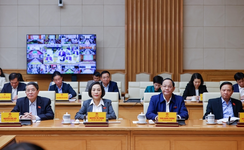 Thủ tướng Chính phủ và Chủ tịch Quốc hội đồng chủ trì Hội nghị triển khai thi hành các Luật, Nghị quyết của Quốc hội