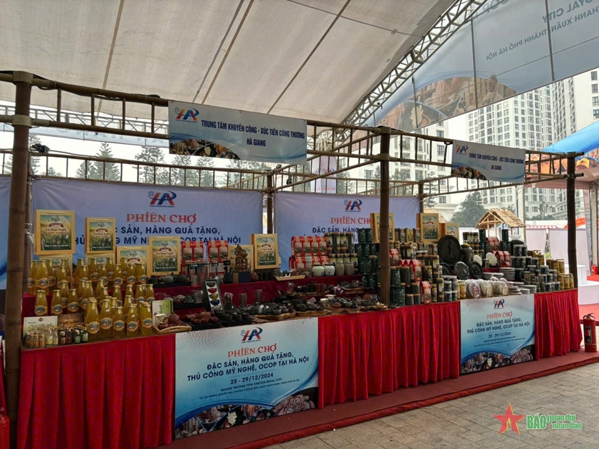 Phiên chợ đặc sản, hàng quà tặng, thủ công mỹ nghệ, OCOP tại Hà Nội