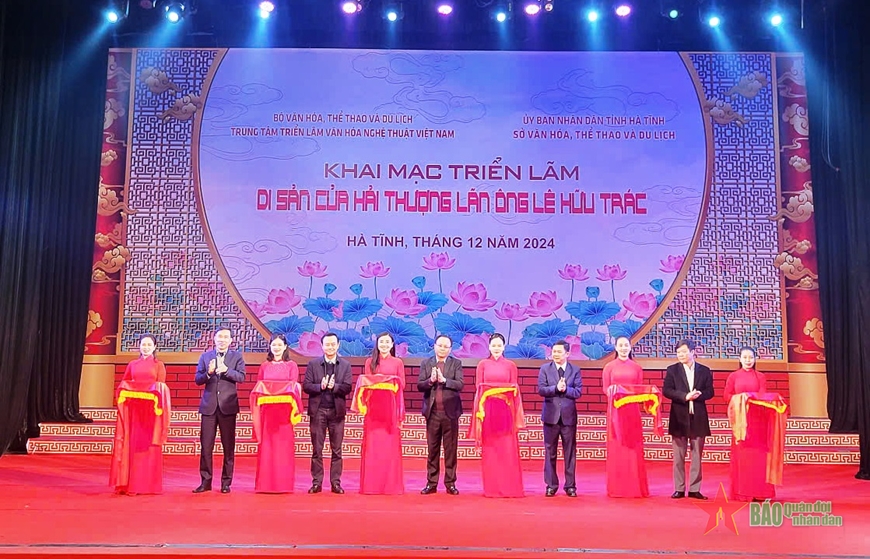 Triển lãm “Di sản của Hải Thượng Lãn Ông Lê Hữu Trác”