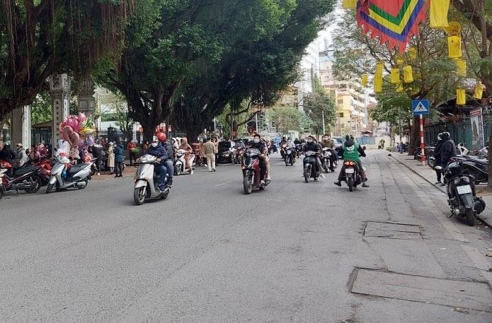 Hà Nội điều chỉnh giao thông trên phố Quốc Tử Giám phục vụ thi công đường sắt