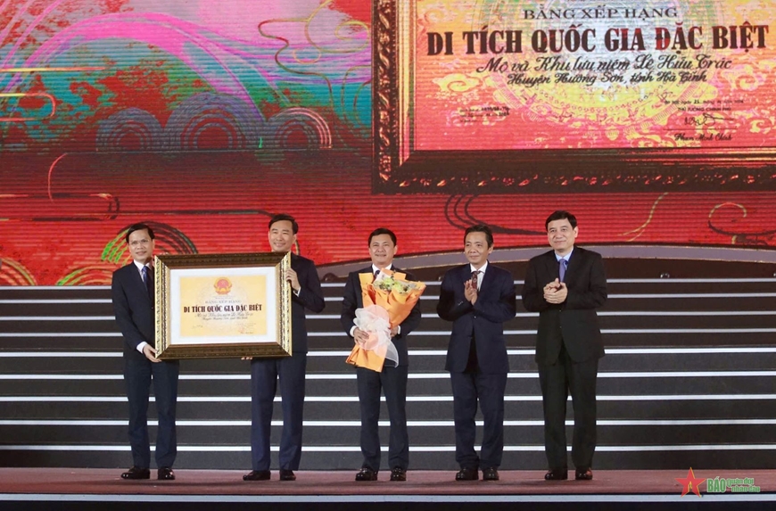 Kỷ niệm 300 năm Ngày sinh Hải Thượng Lãn Ông Lê Hữu Trác