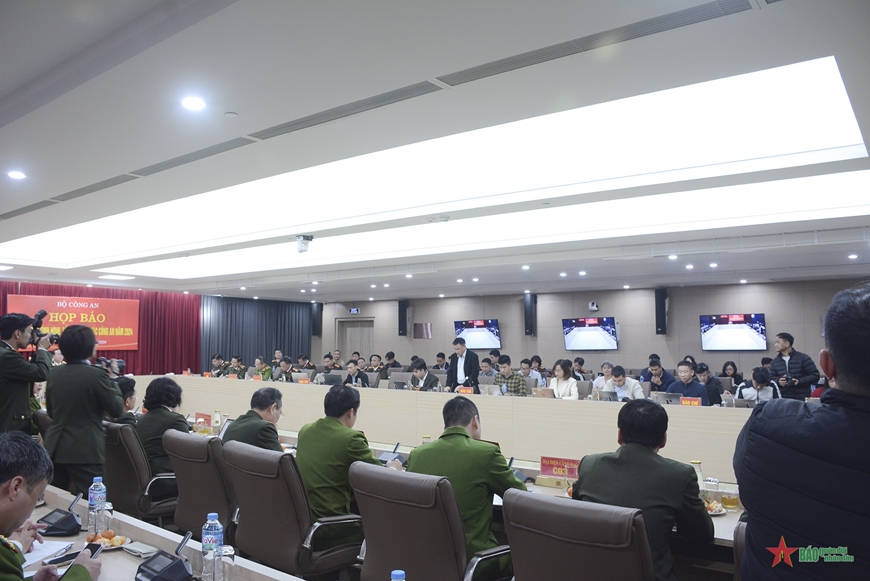 Công an TP Hà Nội thu giữ thêm nhiều tài sản liên quan vụ án Phó Đức Nam