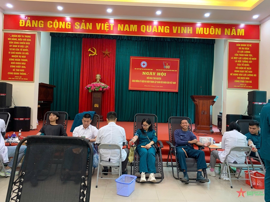 Trung đoàn 236 tổ chức hiến máu đợt 2 năm 2024