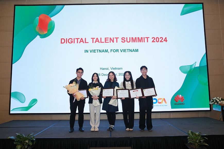 Vinh danh các tài năng công nghệ trẻ tại Vietnam Digital Talents Summit 2024