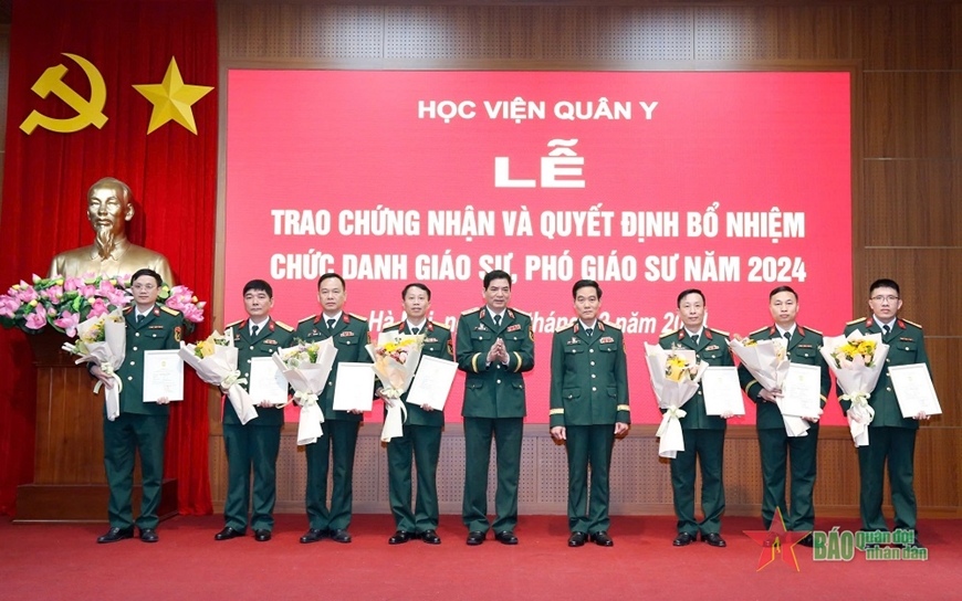 Học viện Quân y có thêm 7 phó giáo sư