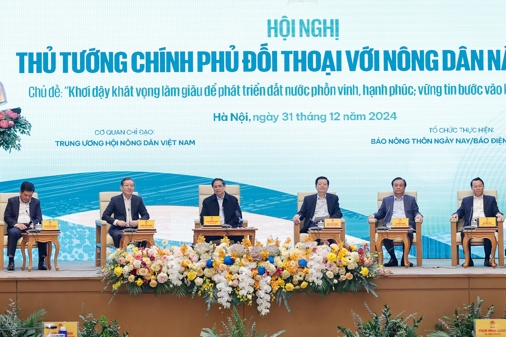 Thủ tướng Phạm Minh Chính đối thoại với nông dân