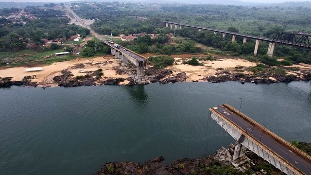 Phát hiện thêm thi thể nạn nhân trong vụ sập cầu ở Brazil