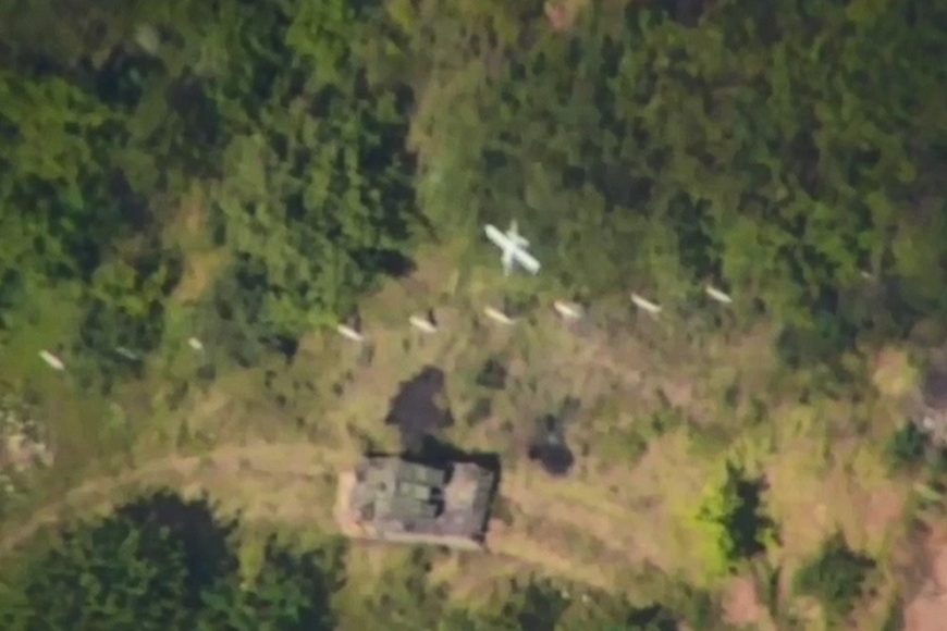 Cuộc đua “mâu-thuẫn” giữa UAV và phương tiện chiến đấu trong cuộc xung đột Ukraine