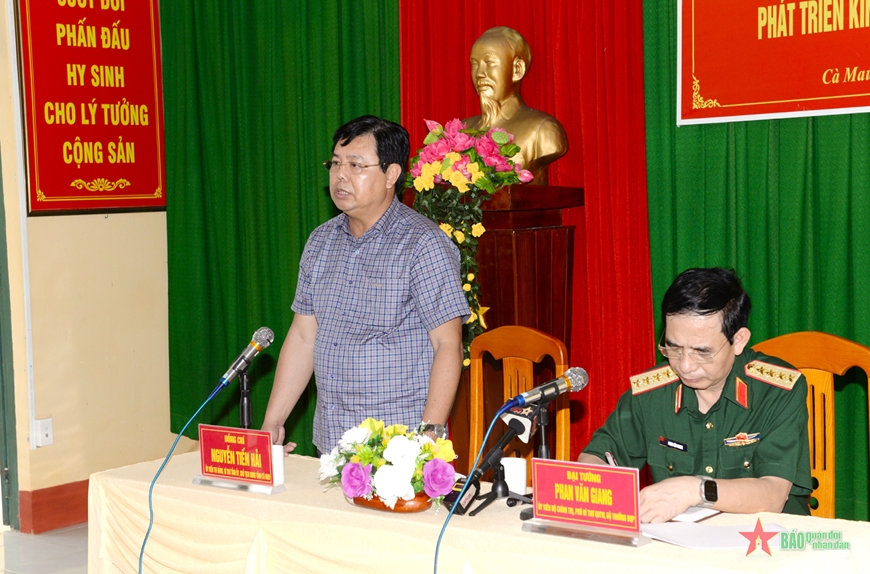 Đại tướng Phan Văn Giang khảo sát, chỉ đạo triển khai xây dựng một số công trình hạ tầng phát triển kinh tế-xã hội tại đảo Hòn Khoai