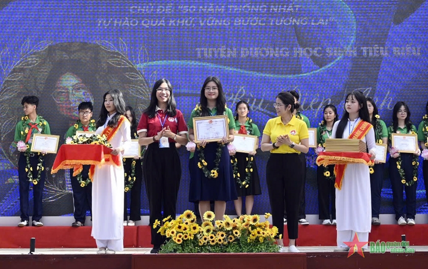 TP Hồ Chí Minh: Gần 10.000 học sinh tham gia hội trại truyền thống