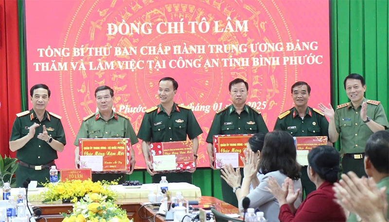Tổng Bí thư Tô Lâm làm việc với Công an tỉnh Bình Phước