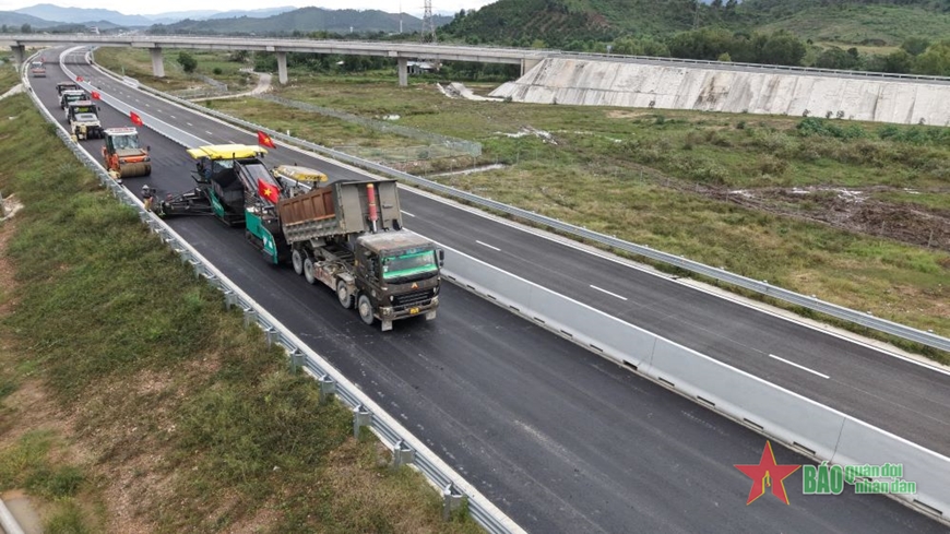 Khánh Hòa: Cao tốc Vân Phong - Nha Trang sẽ được đưa vào khai thác dịp Tết Nguyên đán Ất Tỵ