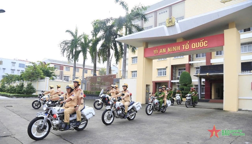 Quyết liệt trấn áp tội phạm, giữ gìn trật tự giao thông