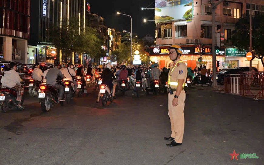 Quyết liệt trấn áp tội phạm, giữ gìn trật tự giao thông