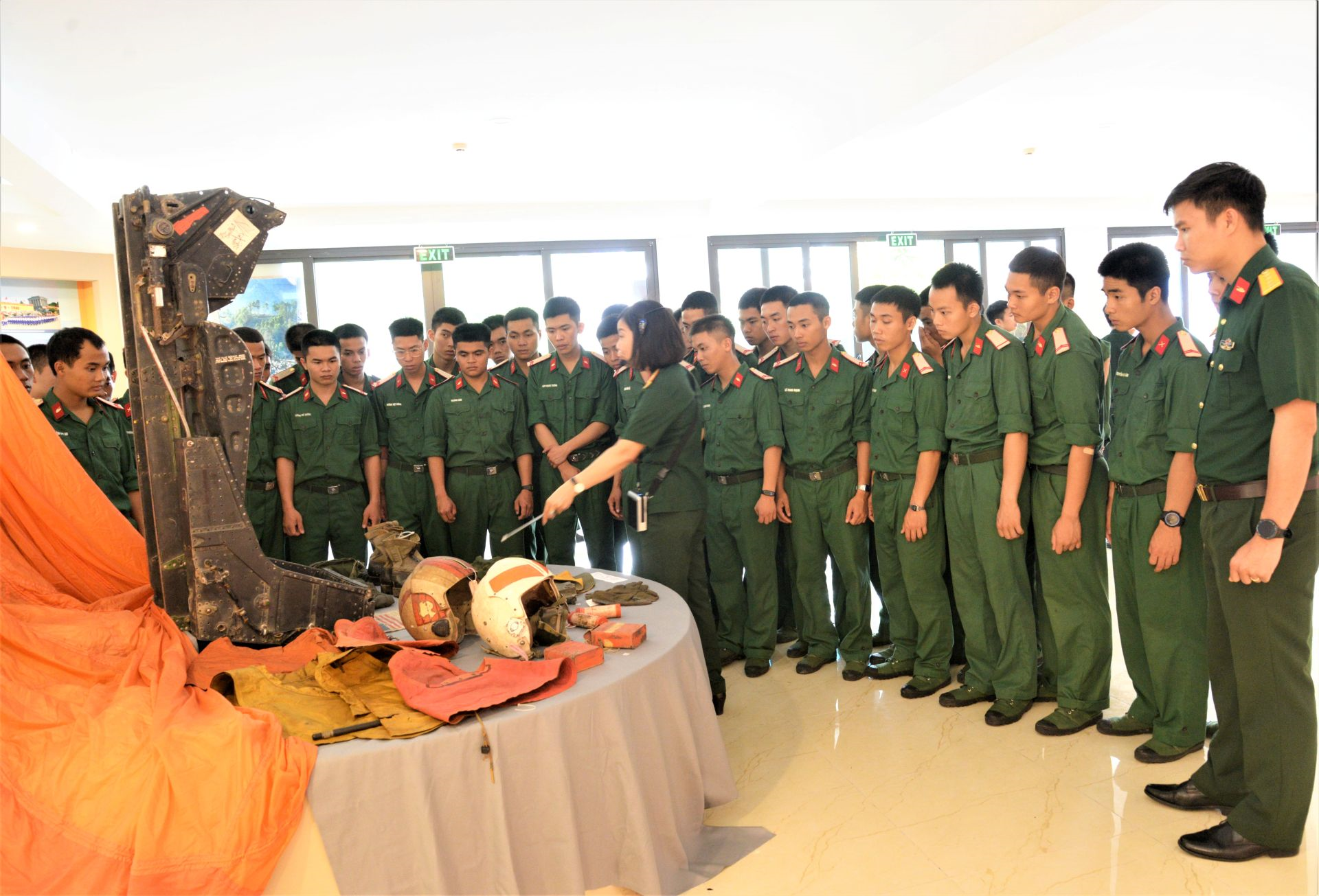 Xây dựng trận địa tư tưởng trong LLVT Thủ đô vững chắc

