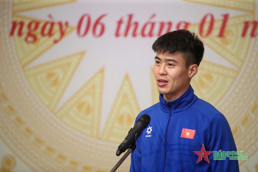 Thủ tướng Phạm Minh Chính gặp mặt, khen thưởng đội tuyển Việt Nam
