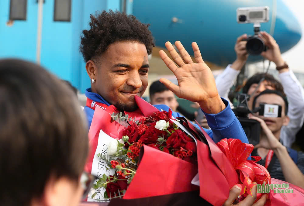 Đón đội tuyển Việt Nam về nước cùng cúp vô địch ASEAN Cup 2024

