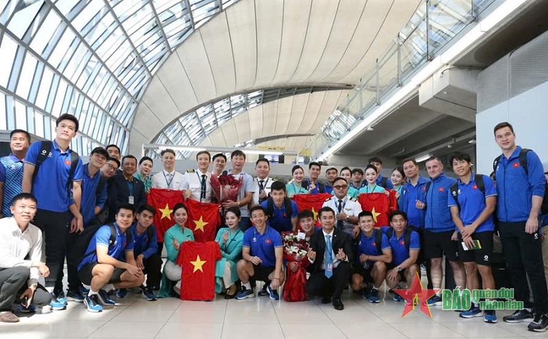 Đón đội tuyển Việt Nam về nước cùng cúp vô địch ASEAN Cup 2024