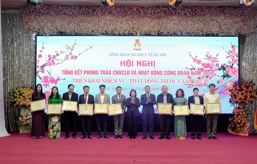 Công đoàn ngành Y tế Hà Nội khen thưởng 114 tập thể và 68 cá nhân