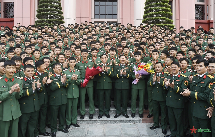 Đại tướng Phan Văn Giang gặp mặt chiến sĩ chuẩn bị xuất ngũ năm 2025