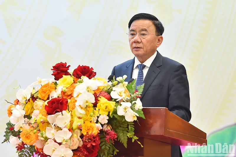Thường trực Ban Bí thư Trần Cẩm Tú dự Hội nghị toàn quốc triển khai công tác dân vận năm 2025