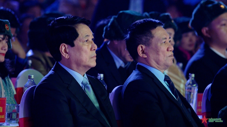 Chủ tịch nước dự Chương trình “Xuân Biên phòng ấm lòng dân bản” năm 2025
