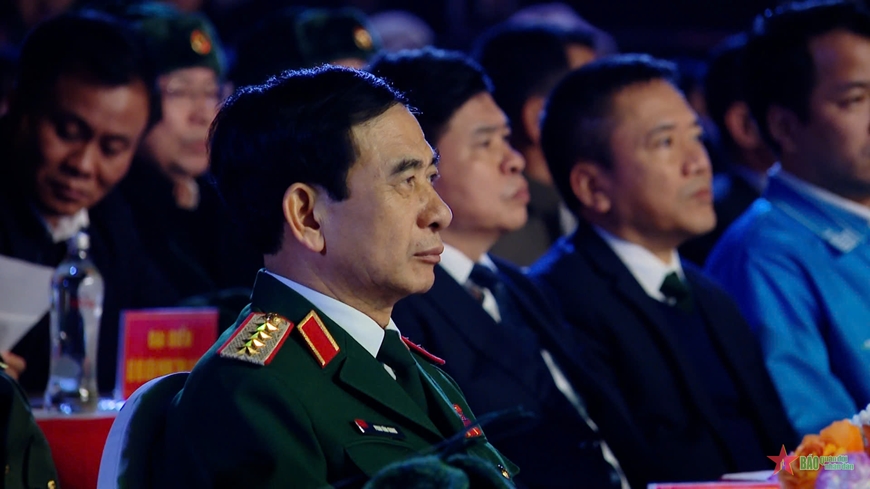 Chủ tịch nước dự Chương trình “Xuân Biên phòng ấm lòng dân bản” năm 2025