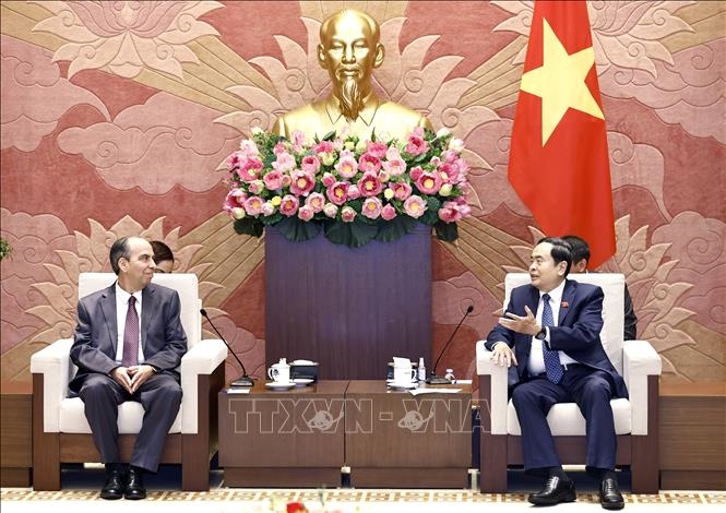Chủ tịch Quốc hội Trần Thanh Mẫn tiếp Đại sứ Trung Quốc và Đại sứ Cuba tại Việt Nam