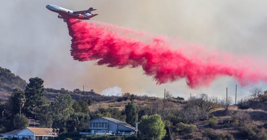 Mỹ căng mình ứng phó với cháy rừng ở Los Angeles