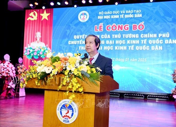 Chuyển Trường Đại học Kinh tế Quốc dân thành Đại học Kinh tế Quốc dân