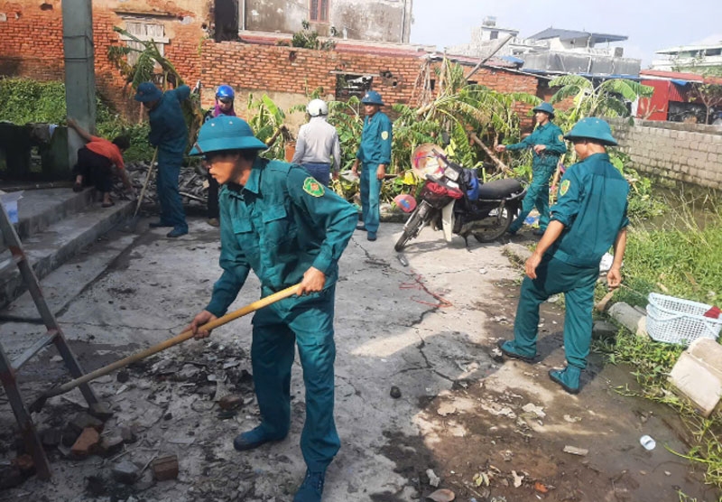 Về chế độ, chính sách đối với lực lượng dân quân tự vệ