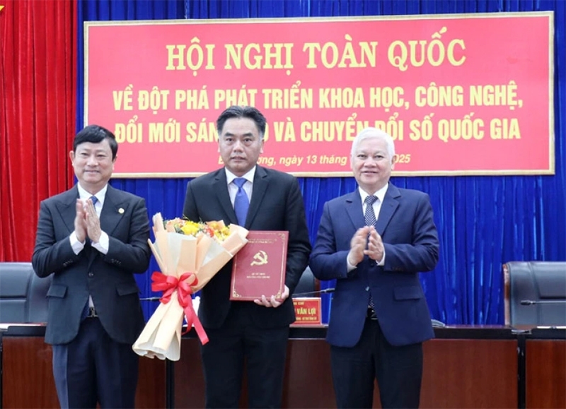 Chuẩn y đồng chí Nguyễn Lộc Hà giữ chức vụ Phó bí thư Tỉnh ủy Bình Dương