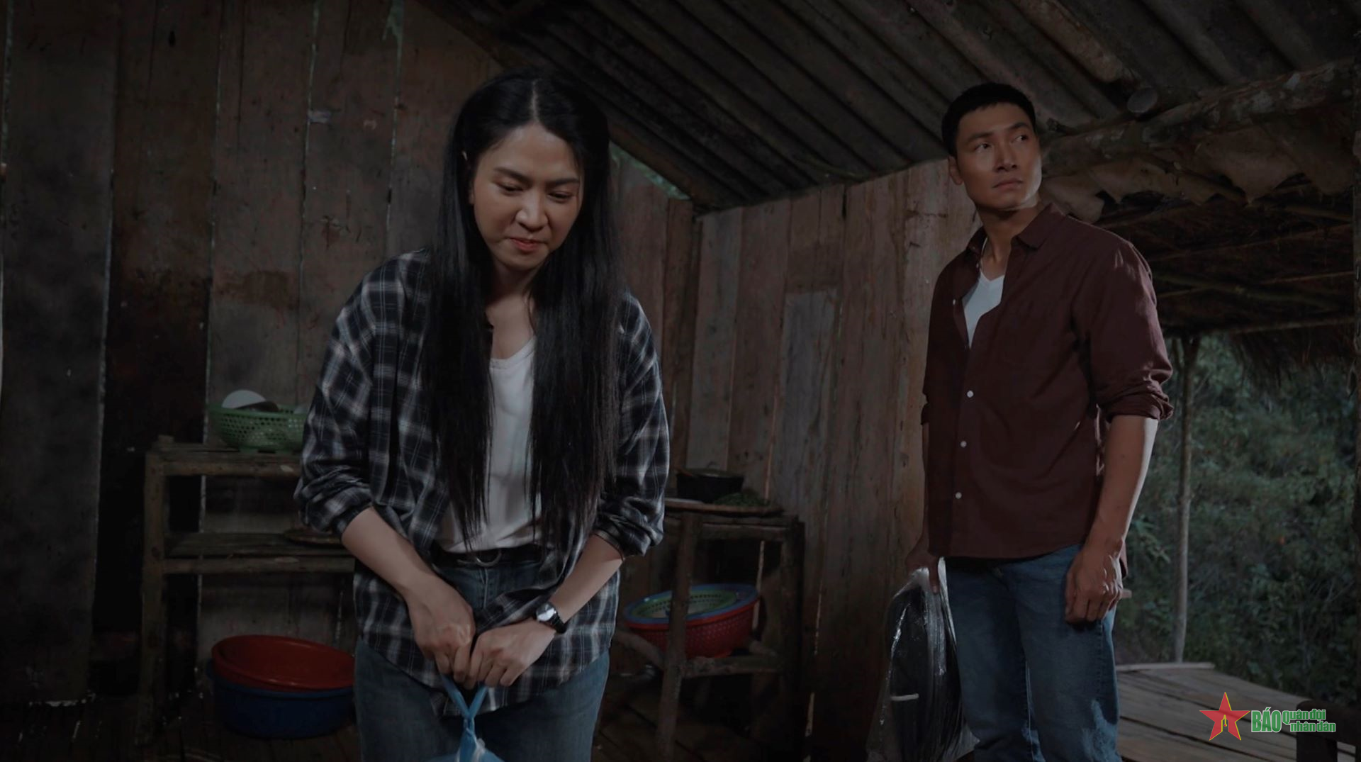 “Không thời gian” tập 28: Trung tá Đại có tìm ra bí mật về ma rừng?