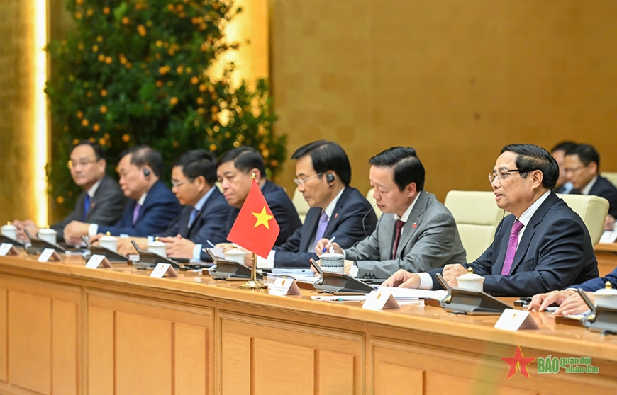 Thủ tướng Phạm Minh Chính hội đàm với Thủ tướng Nga