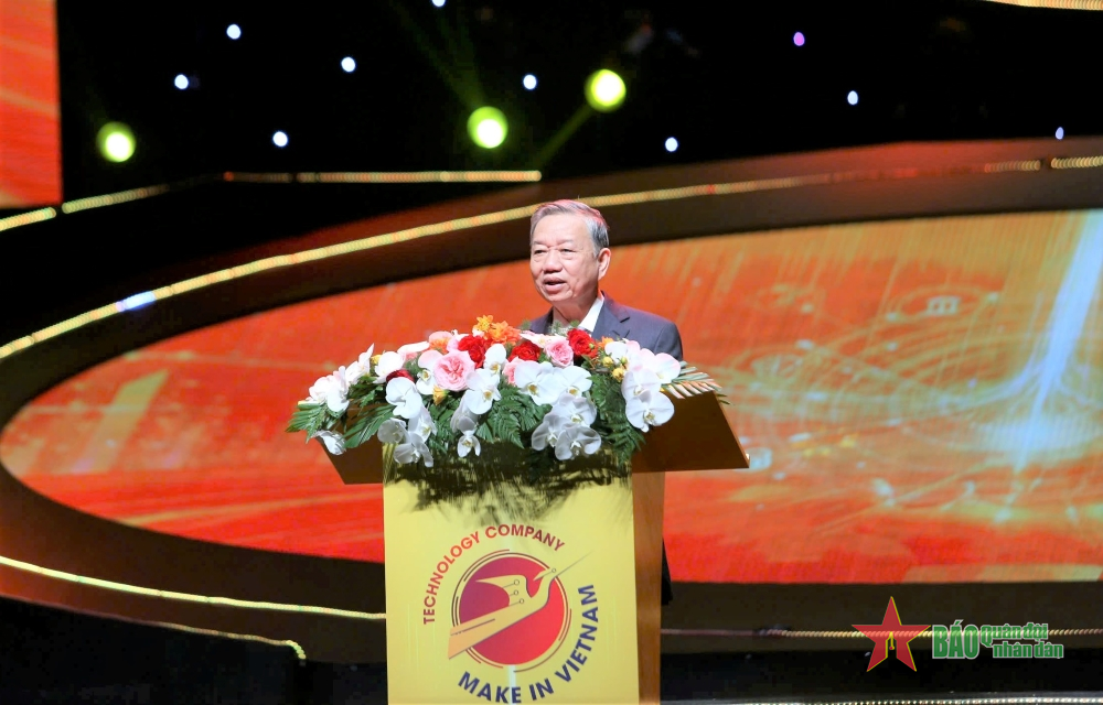 Tổng Bí thư Tô Lâm: Khát vọng mạnh mẽ hơn nữa, nâng tầm vị thế Việt Nam trên bản đồ công nghệ số toàn cầu