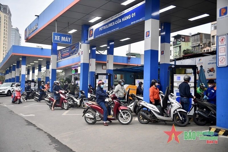 Từ chiều nay (16-1), giá xăng dầu đồng loạt tăng lần thứ 3 liên tiếp