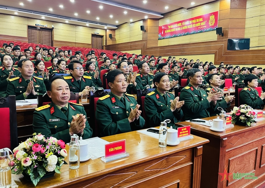 Học viện Hậu cần chăm lo, quan tâm đến đối tượng chính sách, quân nhân có hoàn cảnh khó khăn